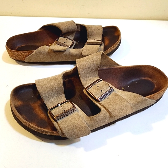 BIRKENSTOCK Cream Leather Sandals size 39 - Picture 1 of 13